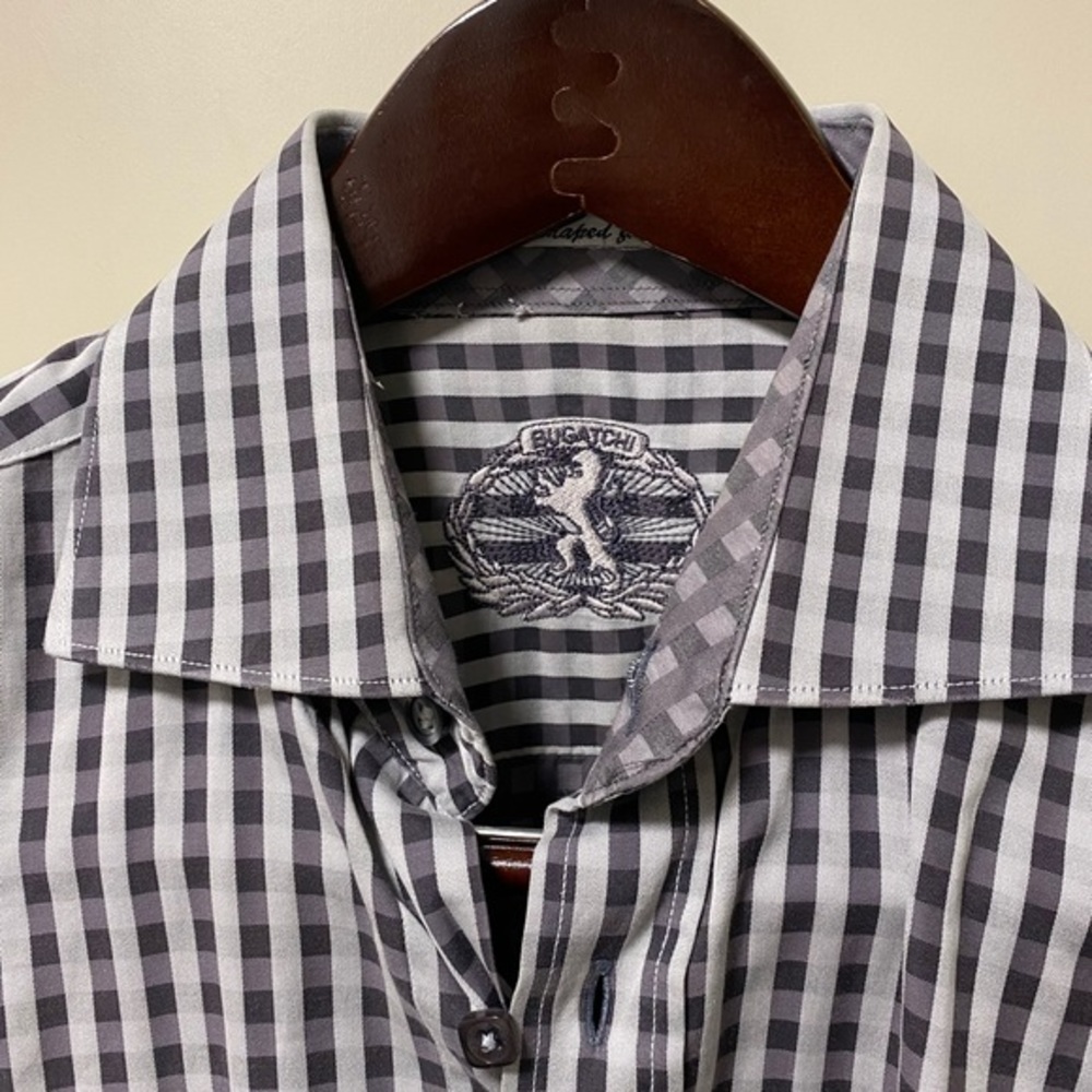Bugatchi Button Up -‎ Size M - Picture 2 of 4